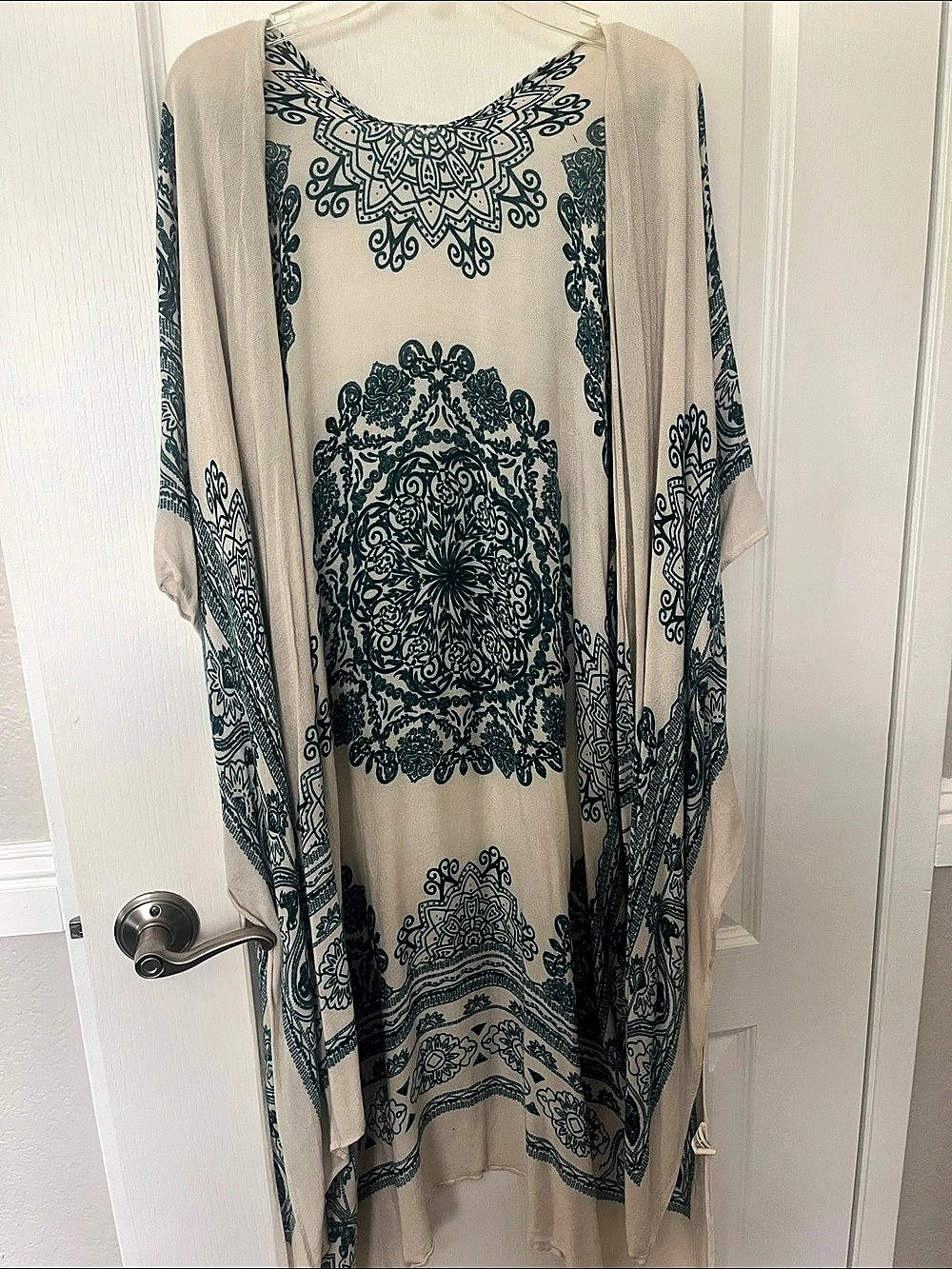 Paisley Kimono in Cream & Turquoise Like New- Boho